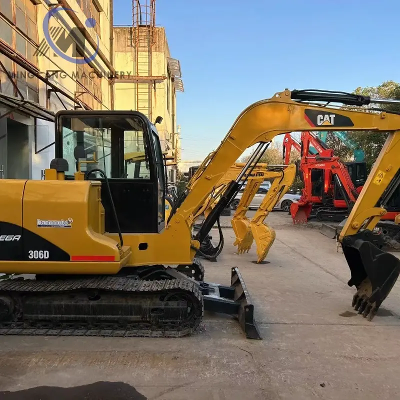 Excavadora Cat 306D usada (1)