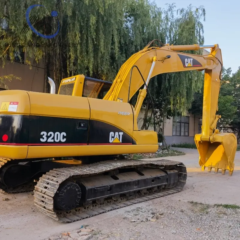 used Cat excavator 320C (1)